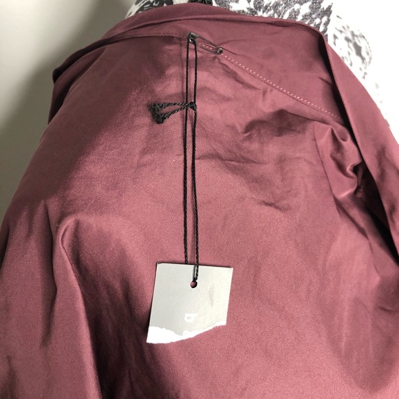 Babette Wine Color Deep V Jacket - Picture 7 of 8